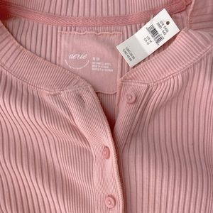 Brand New With Tags. Size M, long sleeve light pink top. Aerie brand